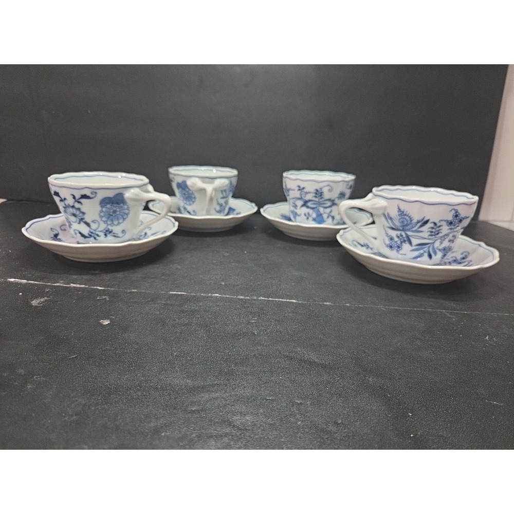 Blue Danube Japan Tea Cups & Saucers Blue Onion Rectangle Stamp Set Of 4 Vintage